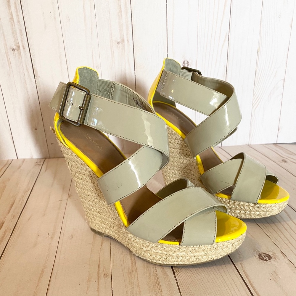 {Xhilaration} Wedge Sandal